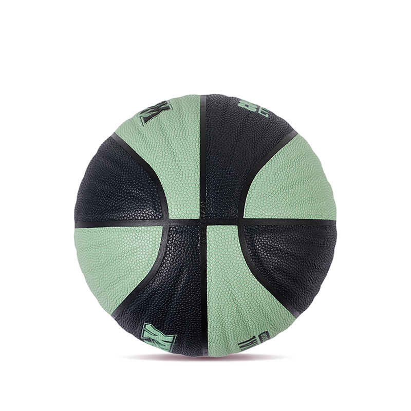 Duurzaam golfontwerp geweldige grip vocht-absorberende pu lederen basketbalbal binnen/buiten gebruik