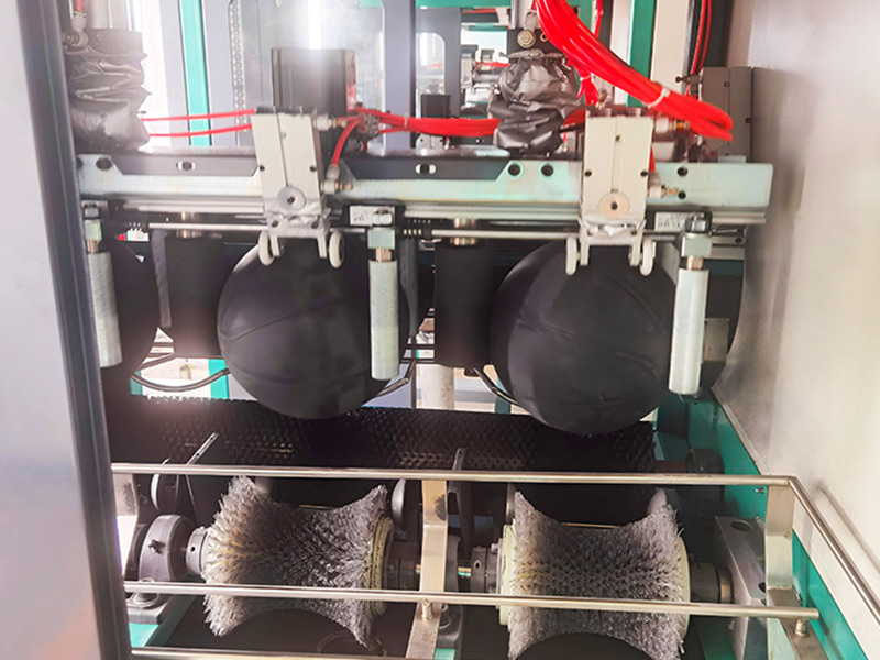 Pools en schoonmaken